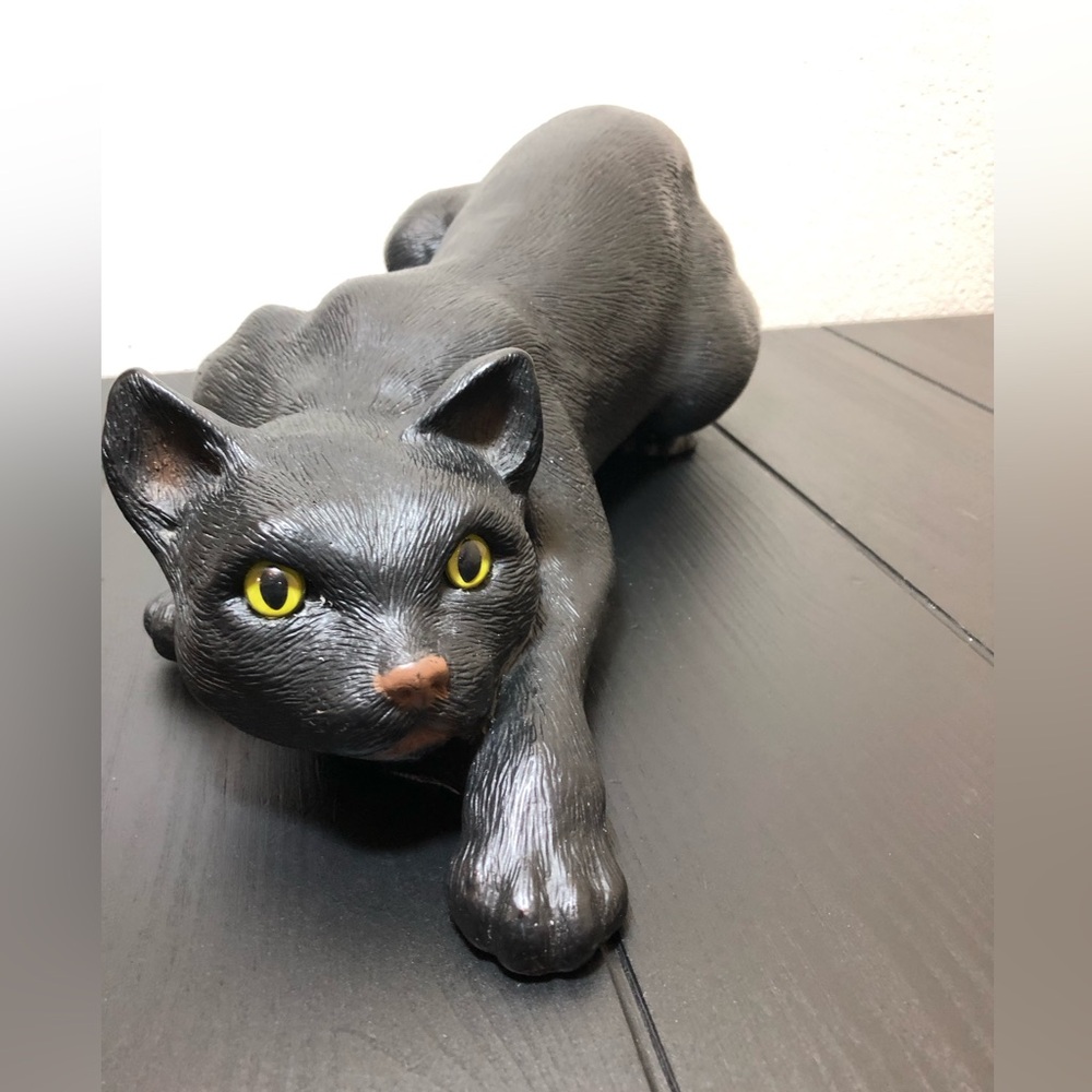 VINTAGE CHALK BLACK STALKING CAT UNIVERSAL STATUARY 1989 USA 912